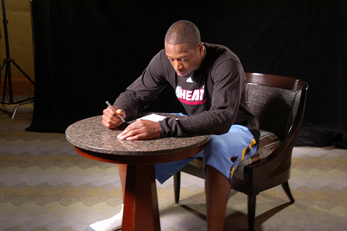 Dwayne Wade fills out his NCAA bracket for ESPN