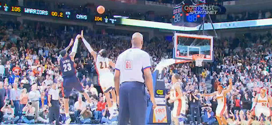 buzzer-beater-lebron-james-ronny-turiaf buzzer-beater-lebron-james-ronny-turiaf