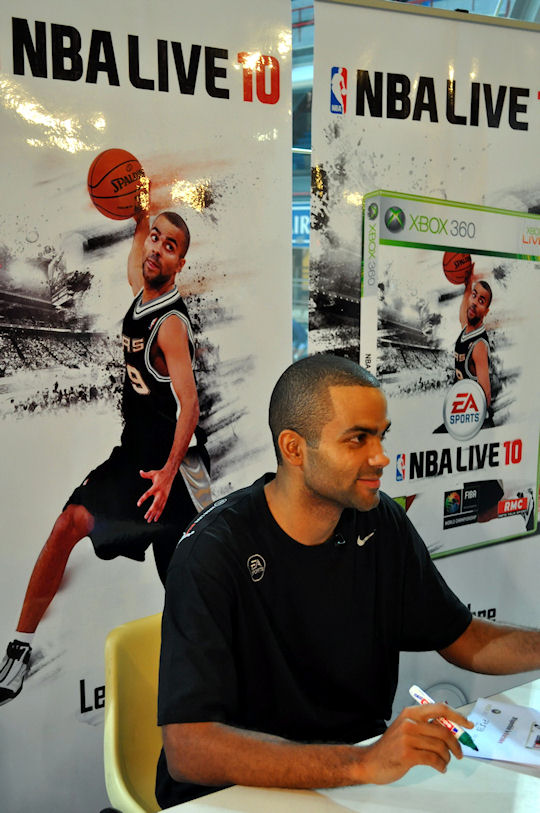 tony-parker-dedicaces-nba-live-10
