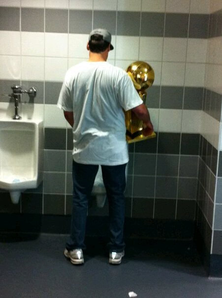 mark-cuban-toilettes-champion
