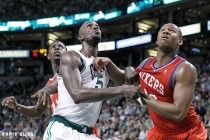 Lavoy Allen en défense sur Kevin Garnett
