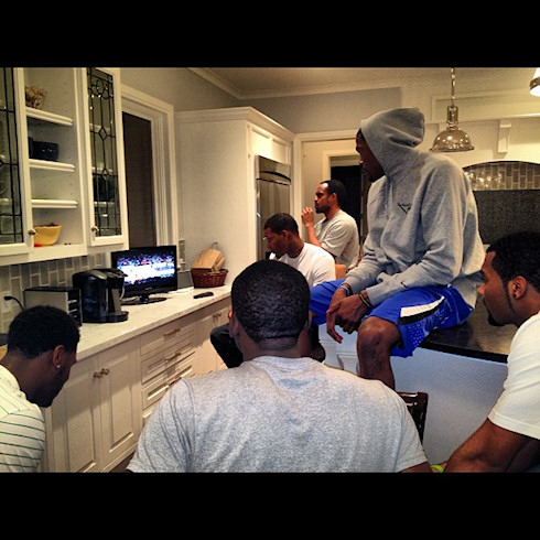 Le Thunder regarde le Game 7 Lakers-Nuggets