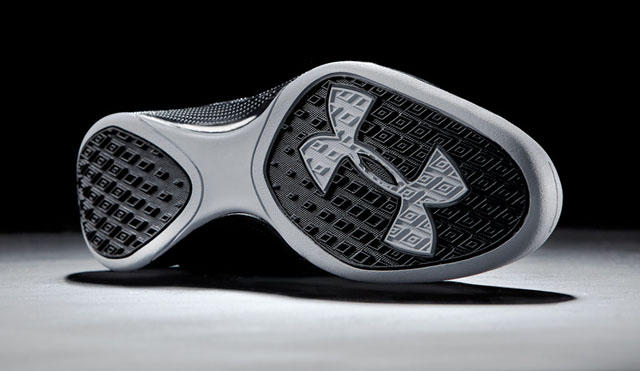 Under Armour Micro G Torch