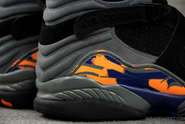Air-Jordan-VIII-Black-Citrus-5-540x360