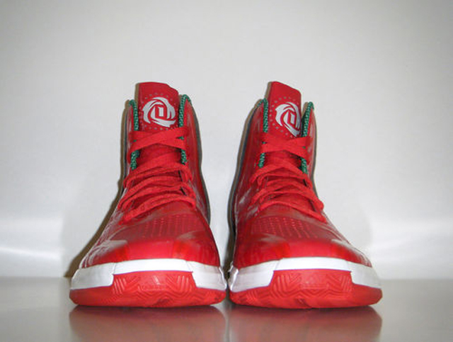 adidas-Rose-4-Christmas-Sample-4