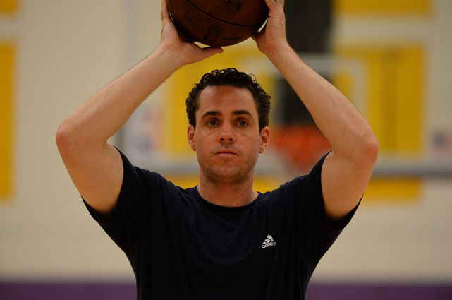 130913135221-hoops4-single-image-cut