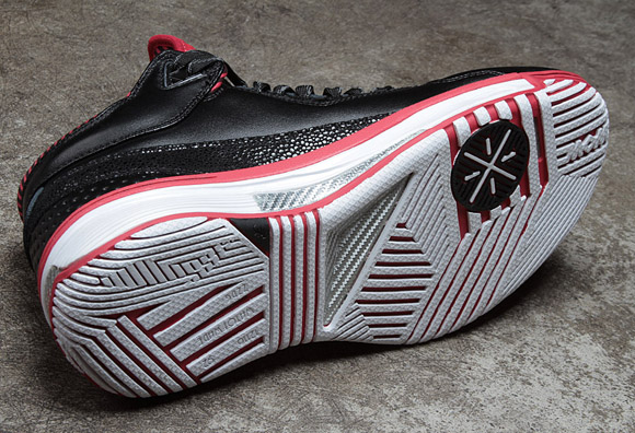 Li-Ning-Way-of-Wade-2-Announcement-11