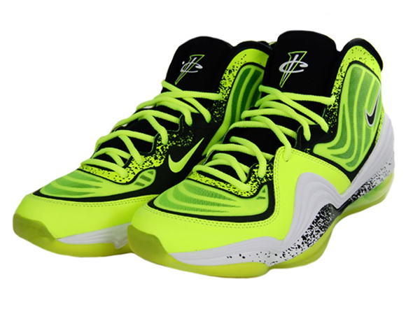 Nike Air Penny V Volt