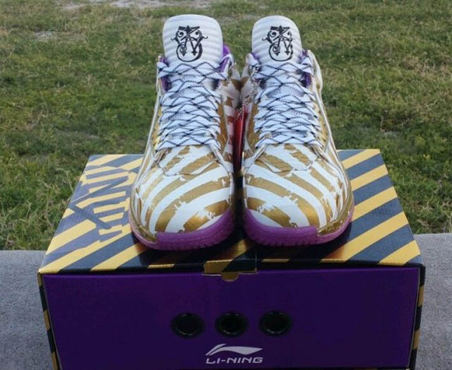 Li-Ning-Way-of-Wade-2-Championship-PE-2-e1383092059811