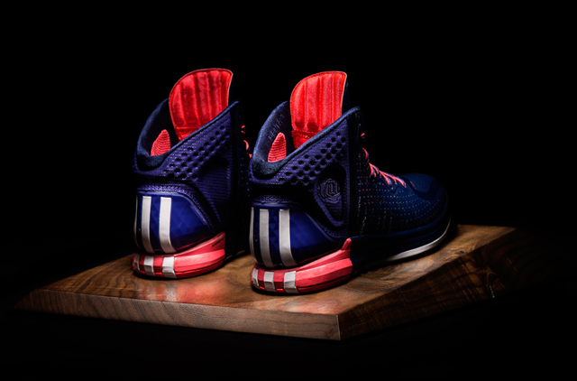 D-Rose-4-Michigan-Avenue-Hero-2-G66939