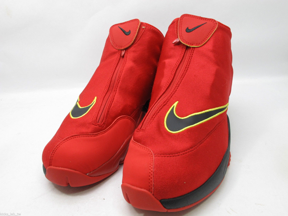 Nike-Zoom-The-Glove-Heat-Detailed-Look-2