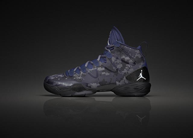 Nike_Ducks_Hoyas_BBall_XX8_HOYA_LAT_25034