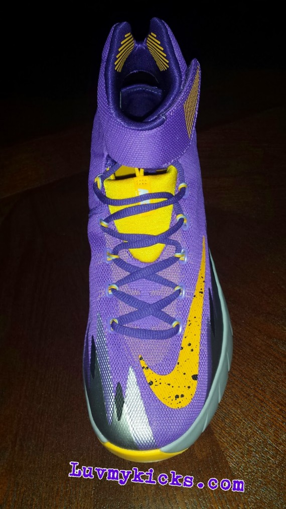 nike-zoom-hyper-rev-04-570x1013