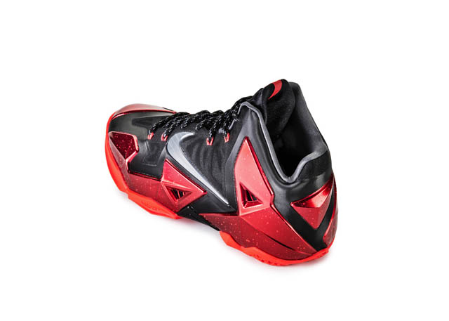 nikelebron11blackuniversityredbred9