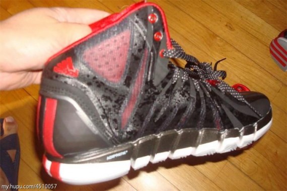 adidas-d-rose-black-red-04-570x380