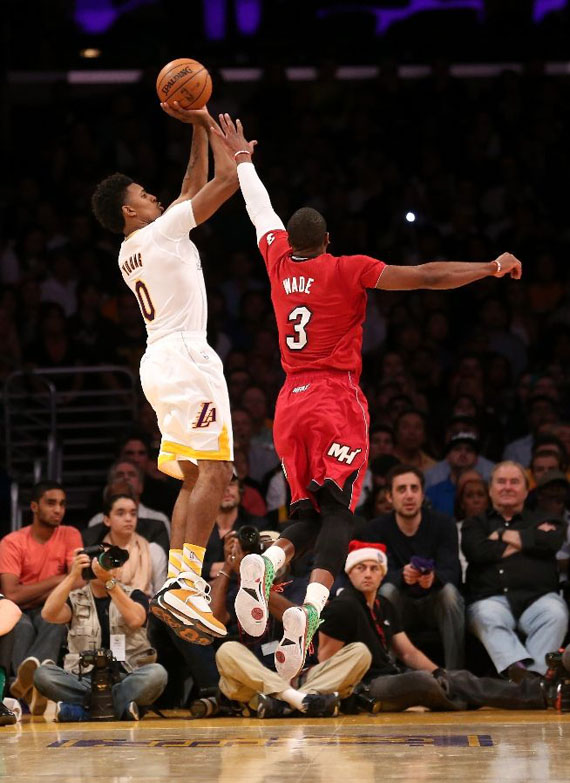 nba-feet-christmas-2013-nick-young-air-jordan-20-chutney