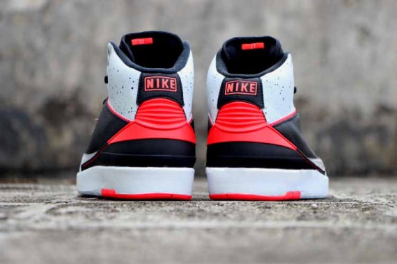 infrared-air-jordan-2-4-570x380