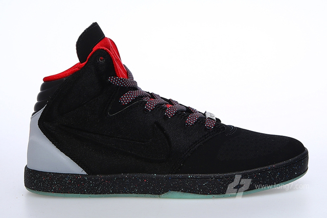 nike-kobe-9-nsw-lifestyle-year-of-the-horse-11