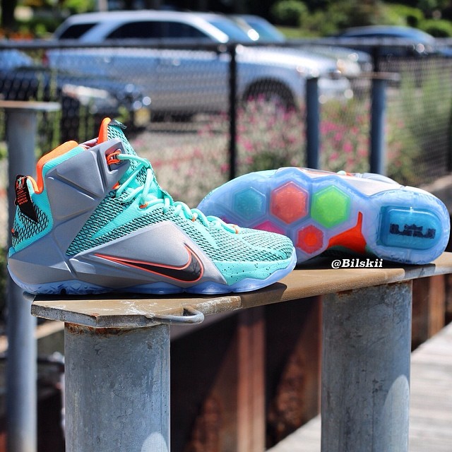 Nike LeBron 12