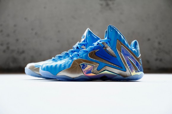 lebron-11-elite-3m-2-e1407607331912
