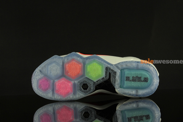 nike-lebron-12-11