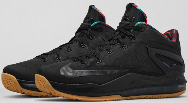 nikelebron11low-blackgum-banner