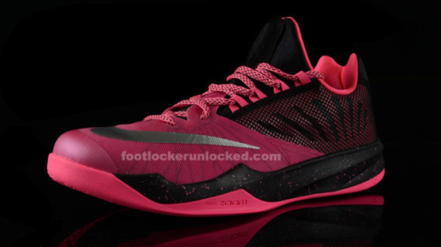 nike-basketball-think-pink-2014-04-570x320