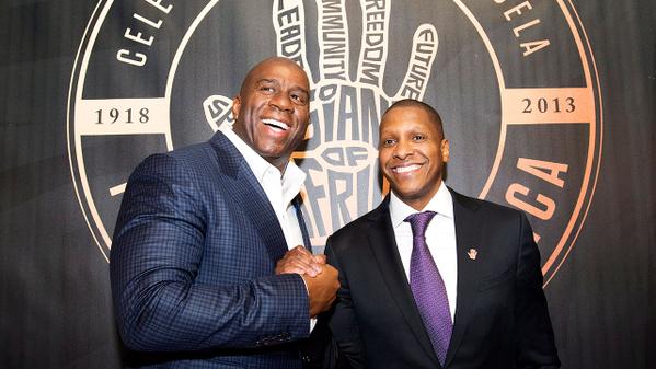 Magic Johnson félicite LeBron James pour son implication dans les problèmes de société