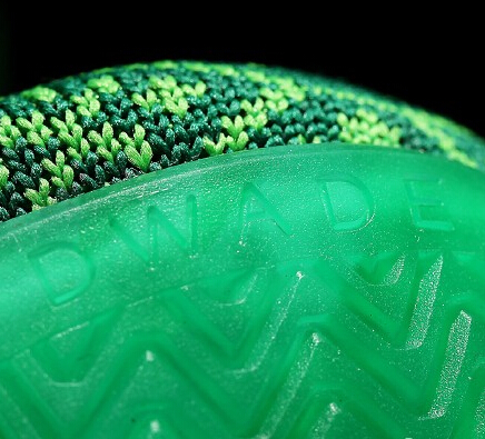 Li-Ning-Way-of-Wade-3-Christmas-3