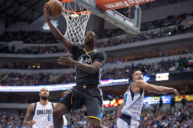 Les Warriors frappent d'entrée pour une 15e victoire de suite