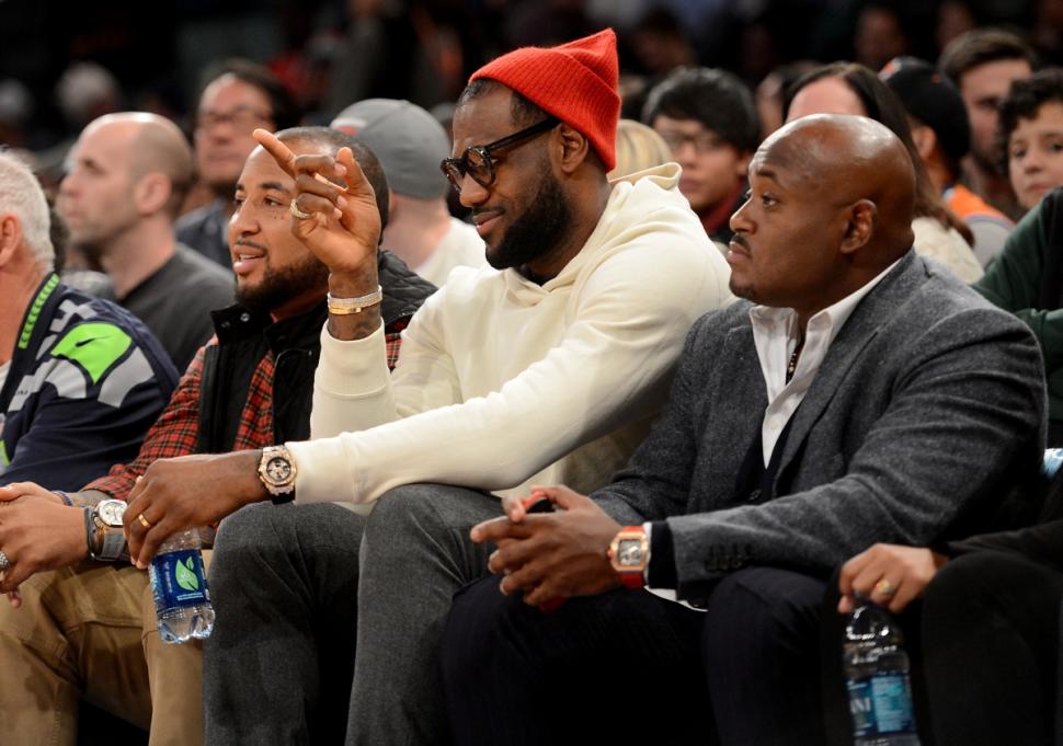 Les Knicks reçoivent la visite surprise de LeBron James