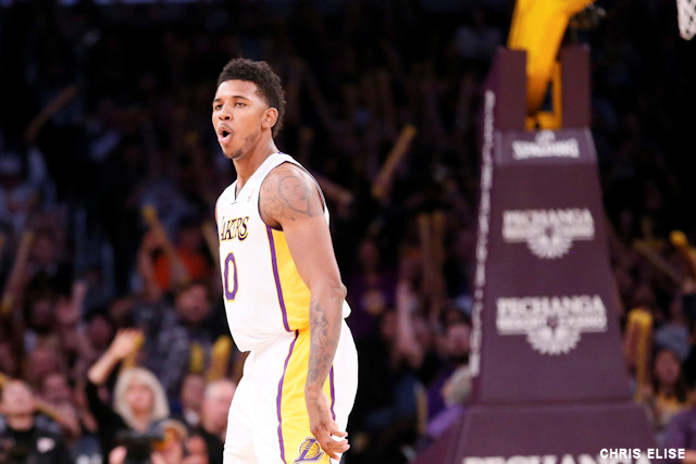 Nick Young tacle Magic Johnson