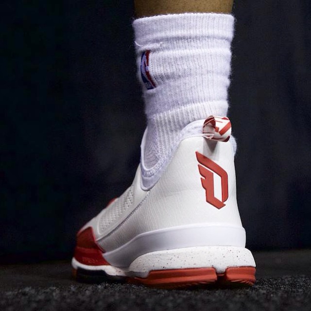 adidas-d-lillard-1-home-white-red-02