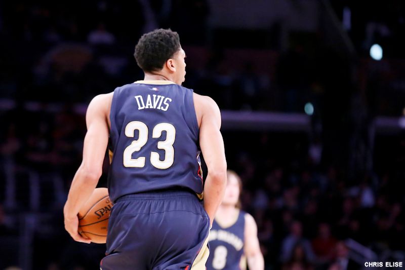 141207_lakers_v_pelican_090