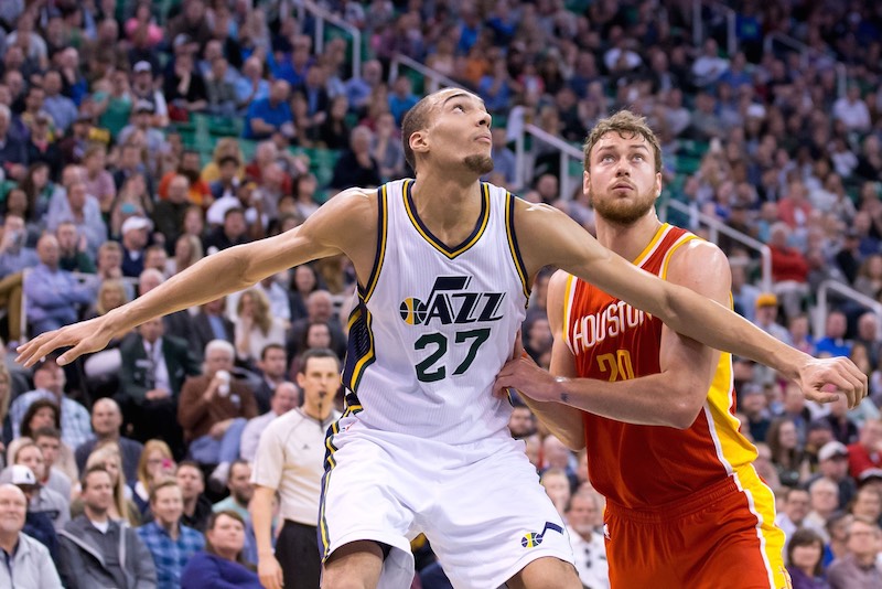 Rudy Gobert explose les Rockets : 19 points, 22 rebonds, 4 contres et la victoire !