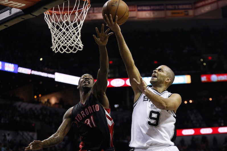 San Antonio - Toronto : Tony Parker à son meilleur niveau