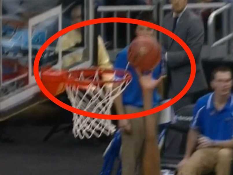 March Madness : les images de l'incroyable fin de match entre UCLA et SMU