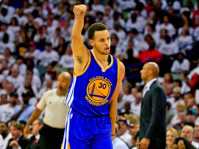 635656044292458610-2015-04-25-Warriors-Pelicans2