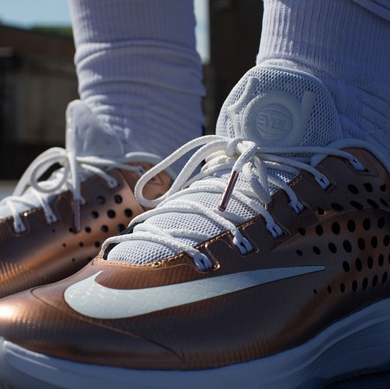 KD7-EYBL_2