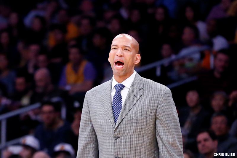 141207_lakers_v_pelican_126