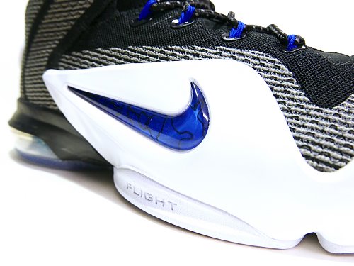 nike-air-penny-6-up-close
