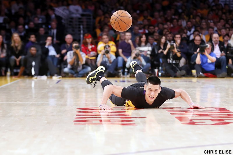 31 October 2014: Los Angeles Lakers guard Jeremy Lin (17) falls during the Los Angeles Clippers 118-111 victory over the Los Angeles Lakers, at the Staples Center, Los Angeles, California, USA.