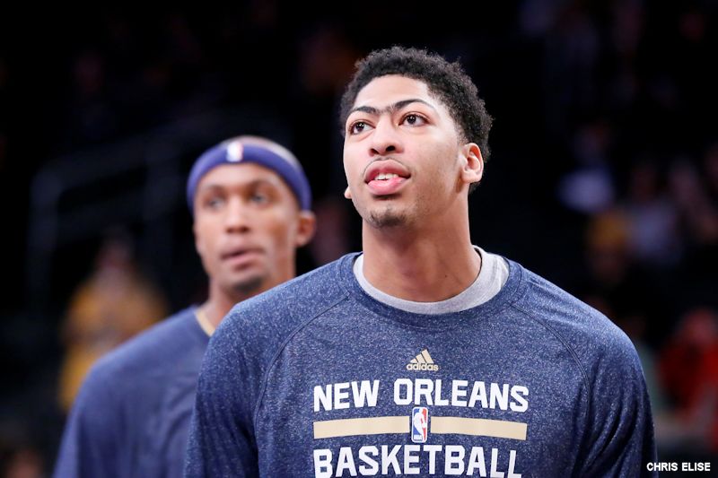 141207_lakers_v_pelican_043