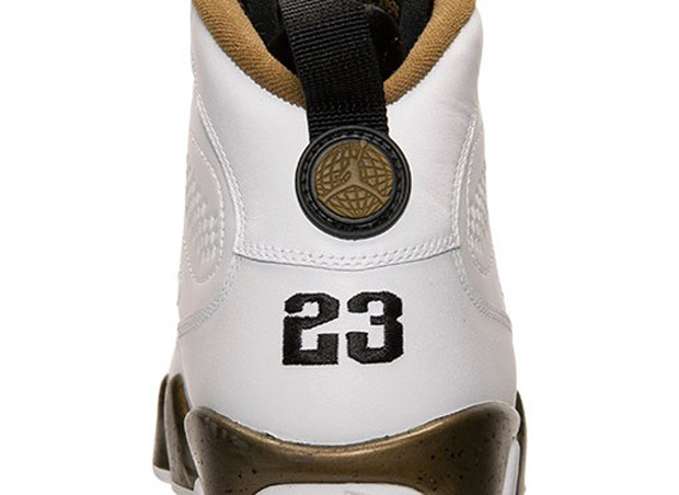 air-jordan-9-statue-retail-05-510x372