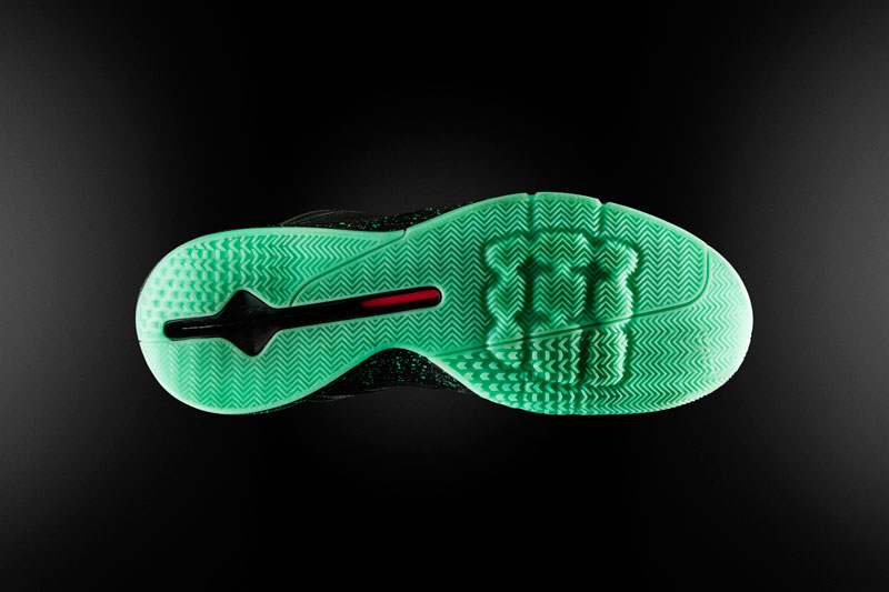 HO15_JD_CP3IX_Product_Emerald_Detail_Outsole_47321