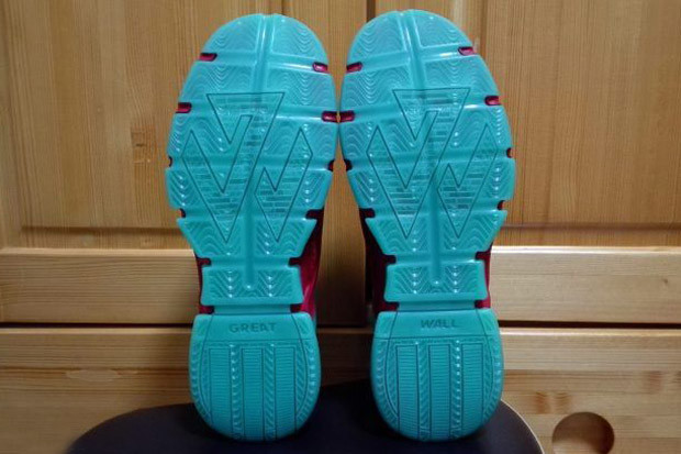 adidas-j-wall-2-christmas-08-620x413