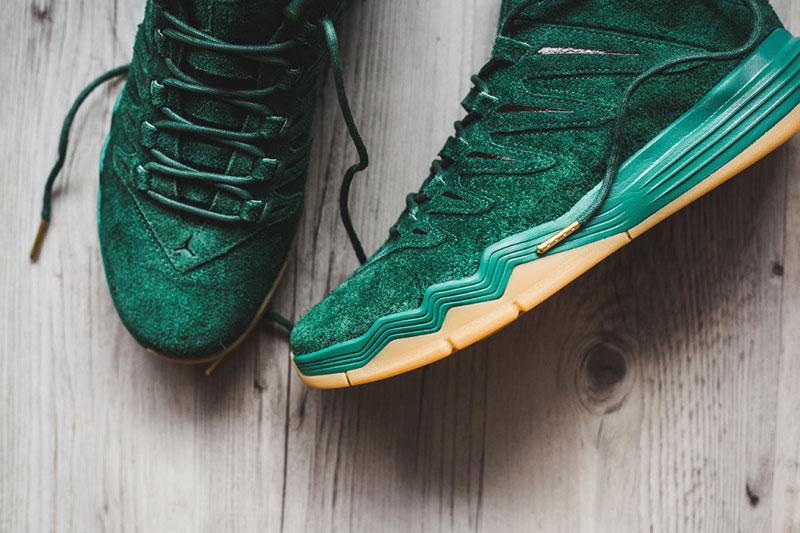 jordan-cp9-friends-family-gorge-green-dirty-suede-5