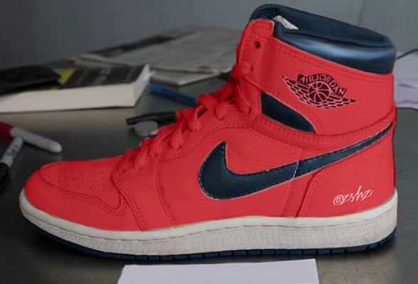 Une Air Jordan 1 en hommage au survêtement très spécial de Michael Jordan