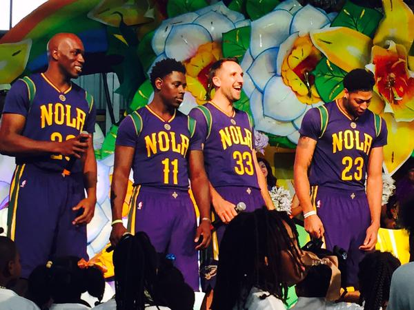 Les Pelicans dévoilent leur maillot 