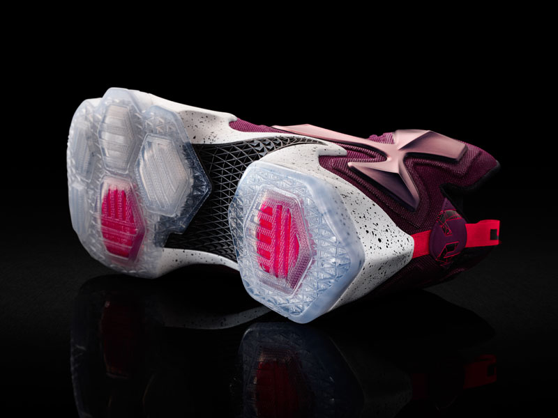 15-480_Nike_LeBron_13_0146-03_original